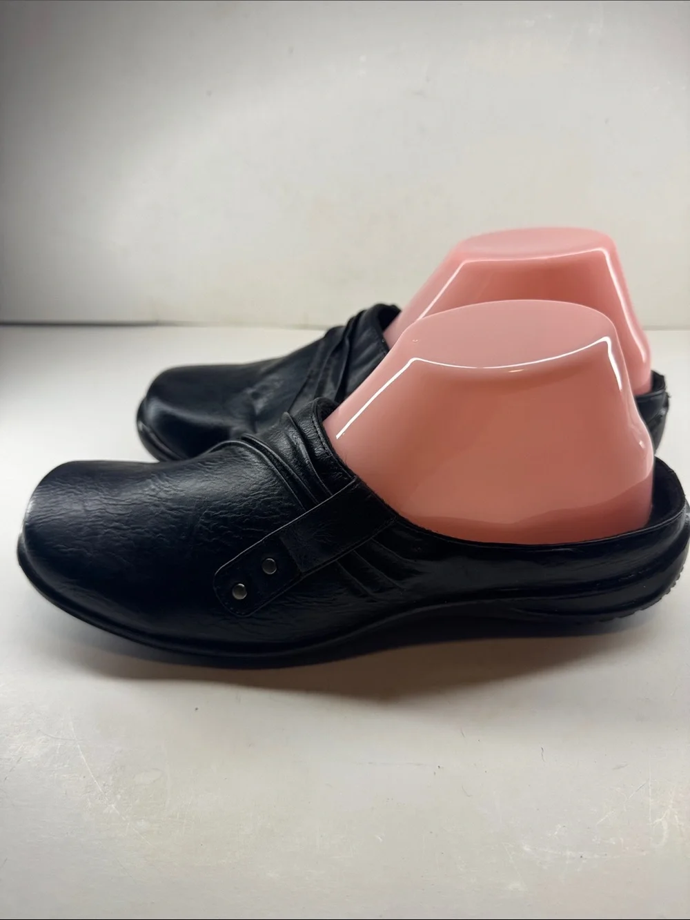 City Streets Black Leather Slip-On Loafers